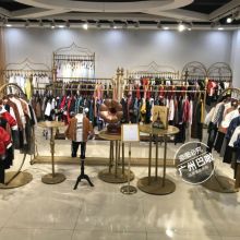 廣州巴啦服飾有限責任公司 專業服裝批發供應,時尚潮流一手掌握